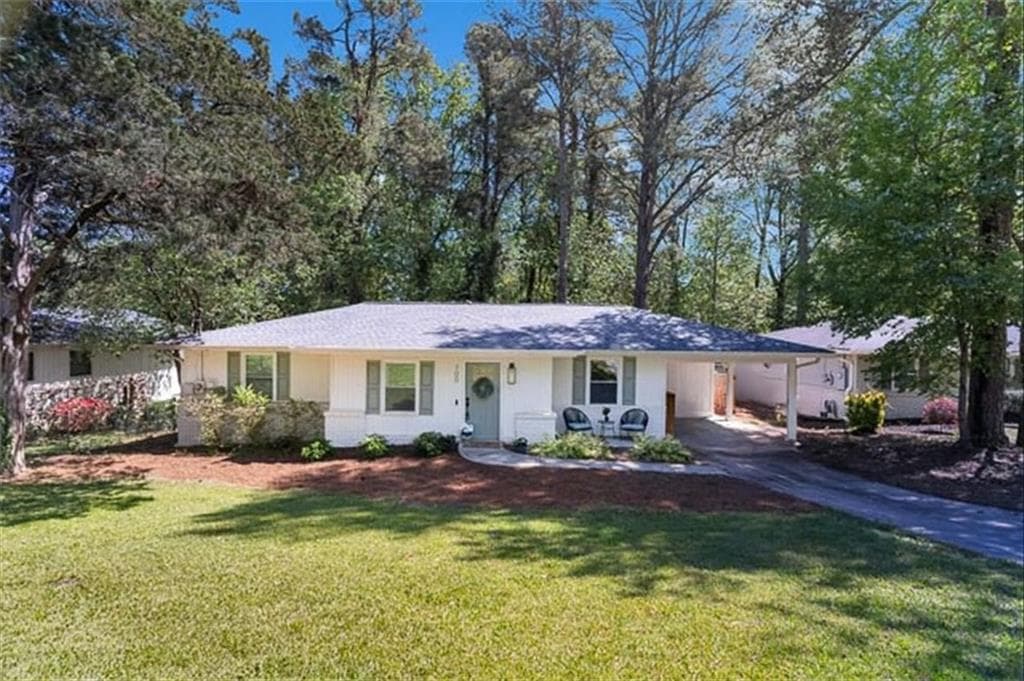 3 bedroom, 2 bathroom, 1,424 sq ft single family residence sold at 705 STEWART Circle, Marietta, GA 30064