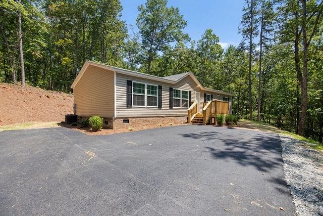 647 Fern Valley Trail, Clarkesville, GA 30523 — most recent listing photo