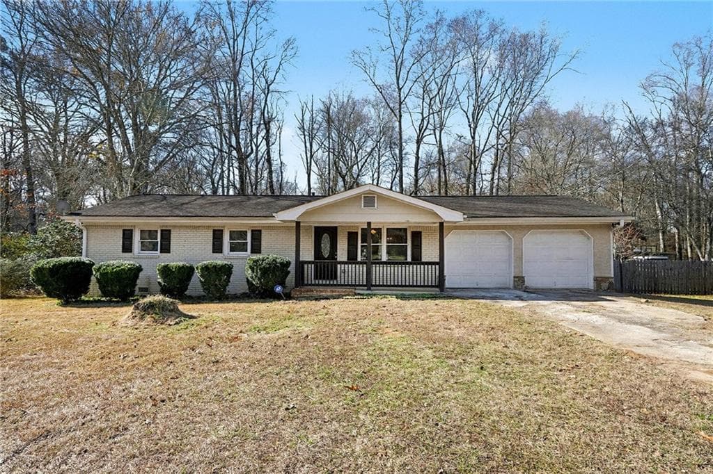 3 bedroom, 2 bathroom, 1,100 sq ft single family residence sold at 3414 Hopkins Road, Powder Springs, GA 30127