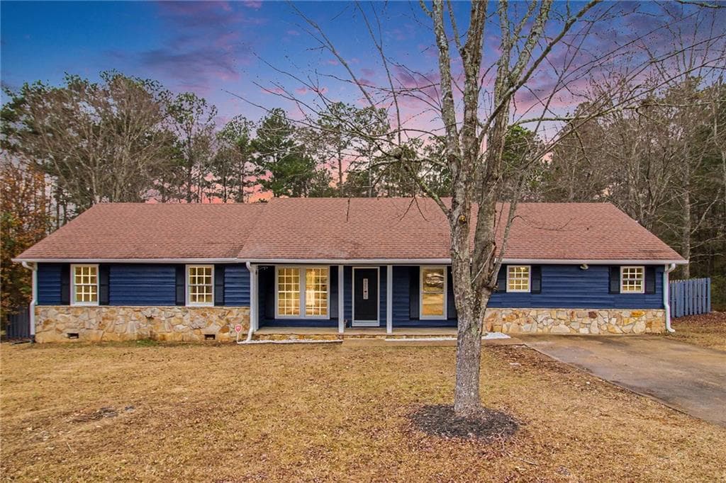 4904 Pebblebrook Drive, Douglasville, GA 30135 — most recent listing photo