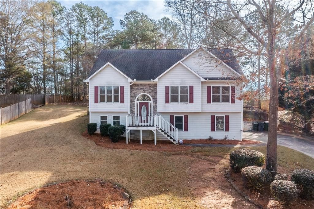 4 bedroom, 3 bathroom, 2,386 sq ft single family residence sold at 805 Springharbor Court, Woodstock, GA 30188