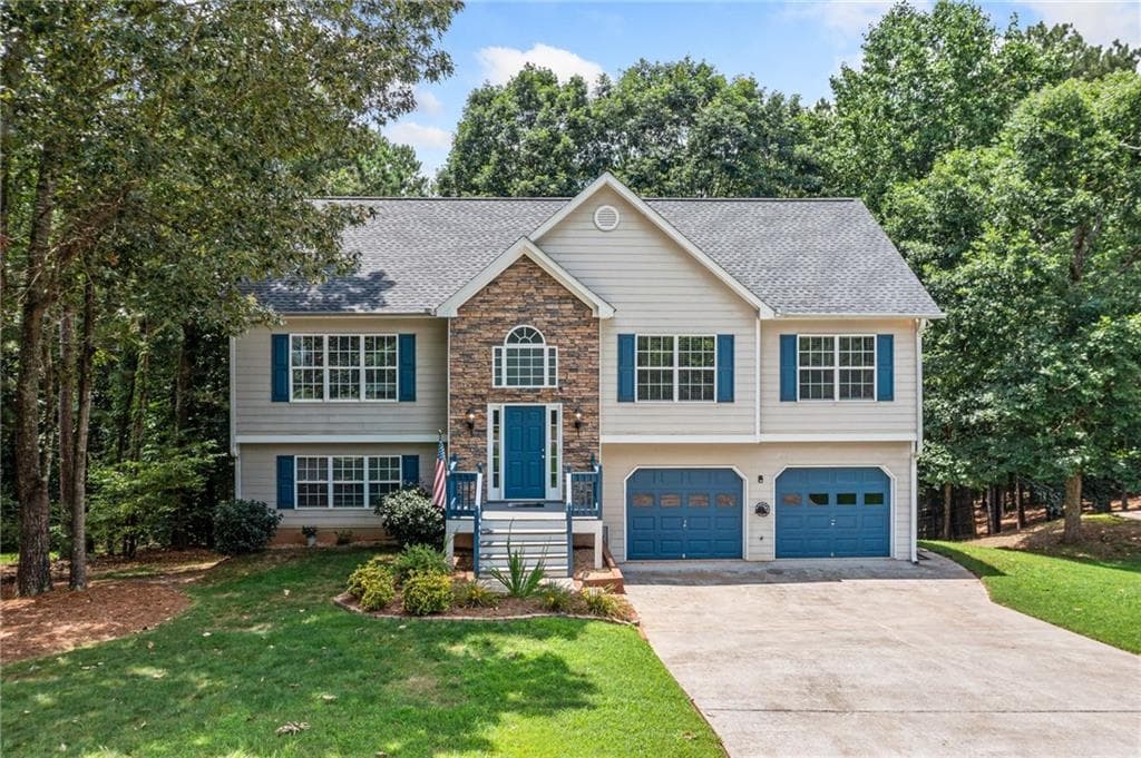 4 bedroom, 3 bathroom, 2,713 sq ft single family residence sold at 327 Red Fox Drive, Canton, GA 30114