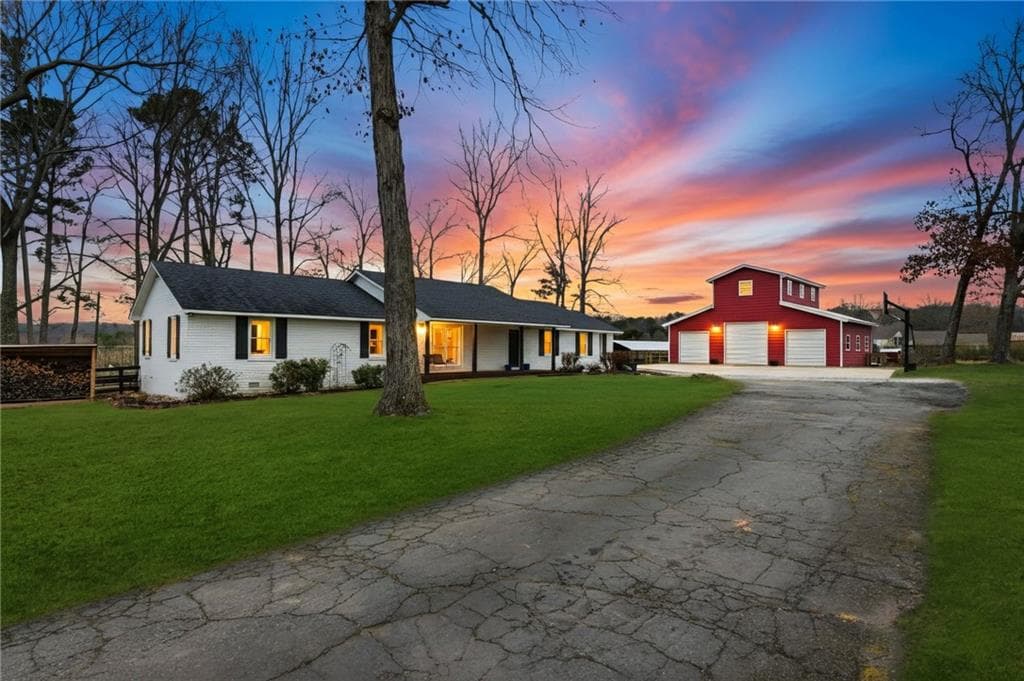 4 bedroom, 3 bathroom single family residence sold at 605 Freehome Rd, Canton, GA 30115