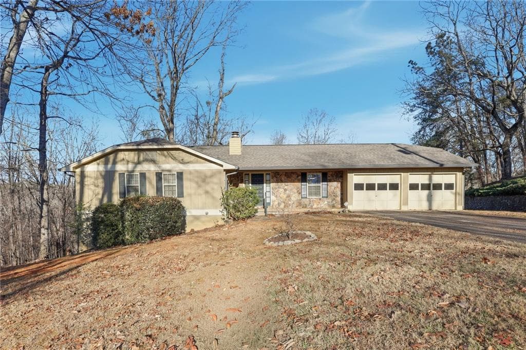 4 bedroom, 3 bathroom, 3,294 sq ft single family residence under contract at 2224 Colonial Drive, Gainesville, GA 30501