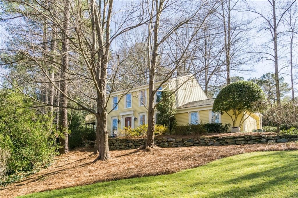 141 Shadowlawn Road, Marietta, GA 30067 — most recent listing photo