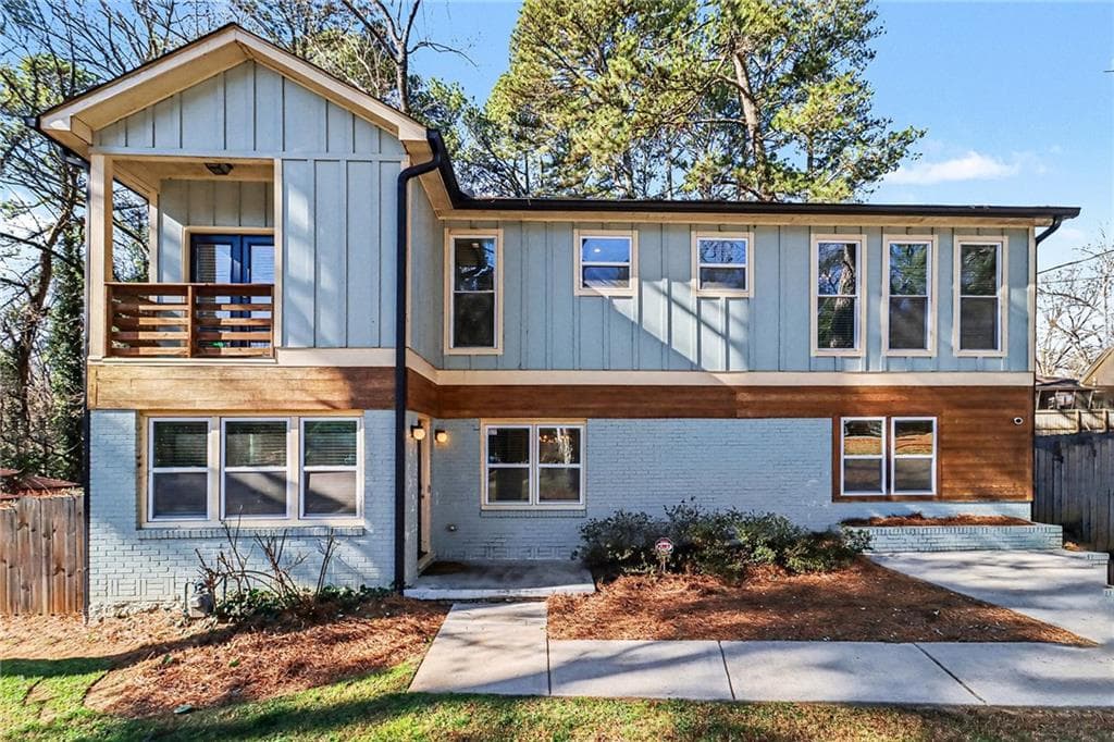 4 bedroom, 3 bathroom, 2,165 sq ft single family residence sold at 1997 Glendale Drive, Decatur, GA 30032