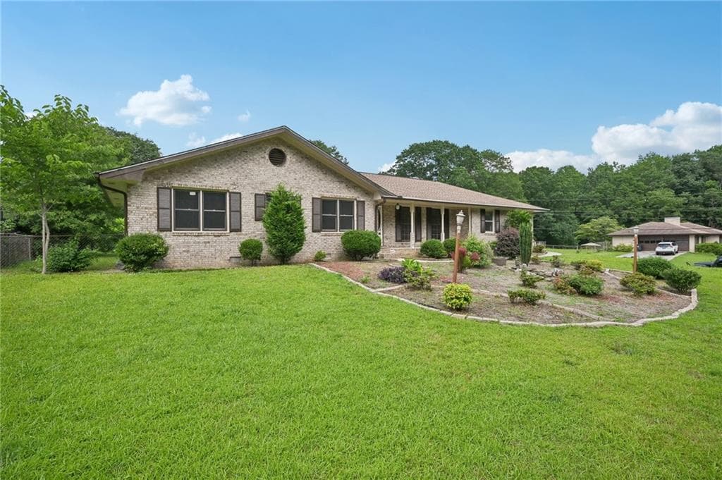 2676 Abington Drive, Snellville, GA 30078 — most recent listing photo