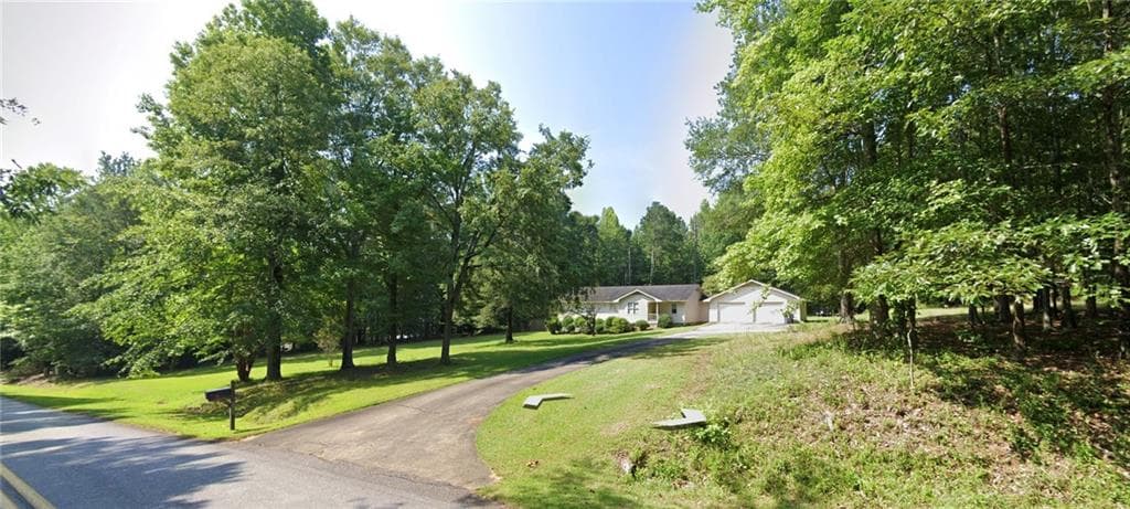 208 Lakeshore Drive, Jefferson, GA 30549 — most recent listing photo