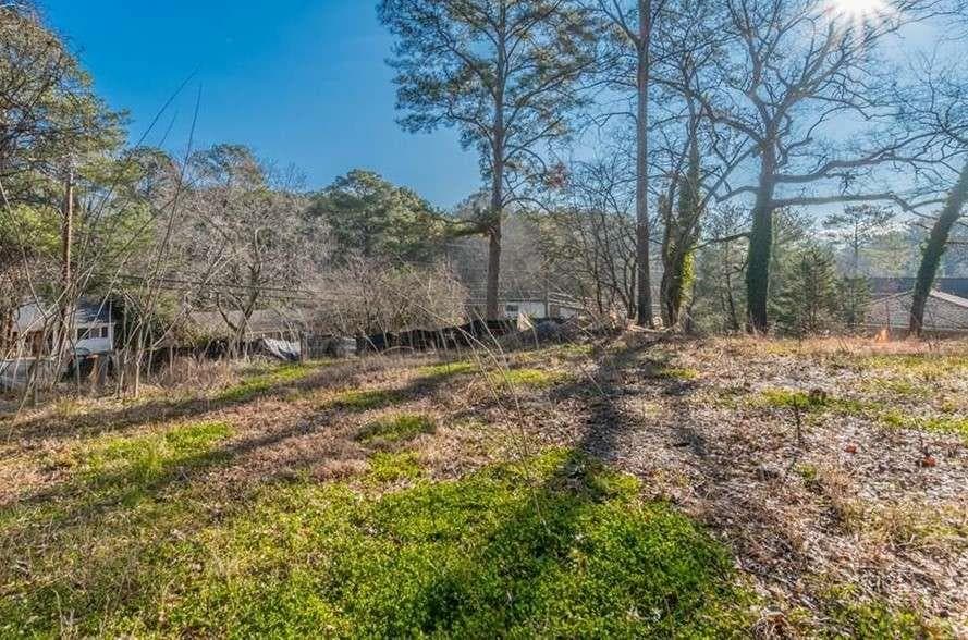 single family residence sold at 329 W Wieuca Road, Atlanta, GA 30342