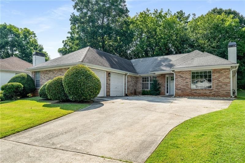 3 bedroom, 2 bathroom, 1,685 sq ft single family residence sold at 4400 Celebration Drive, Atlanta, GA 30331