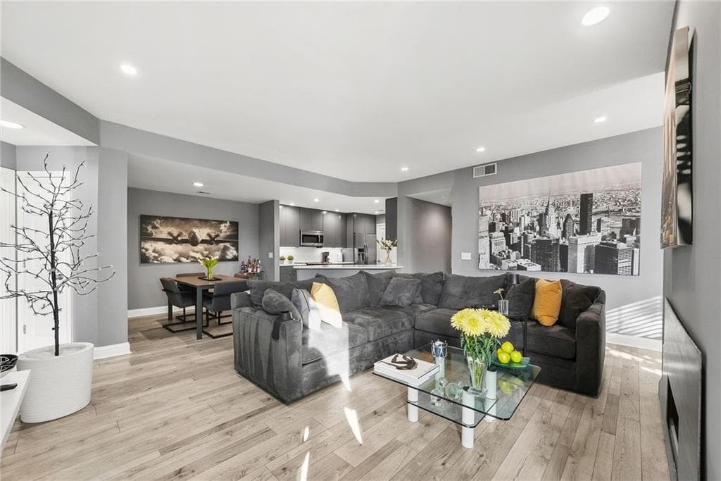 615 Mcgill Park Avenue, Atlanta, GA 30312 — most recent listing photo