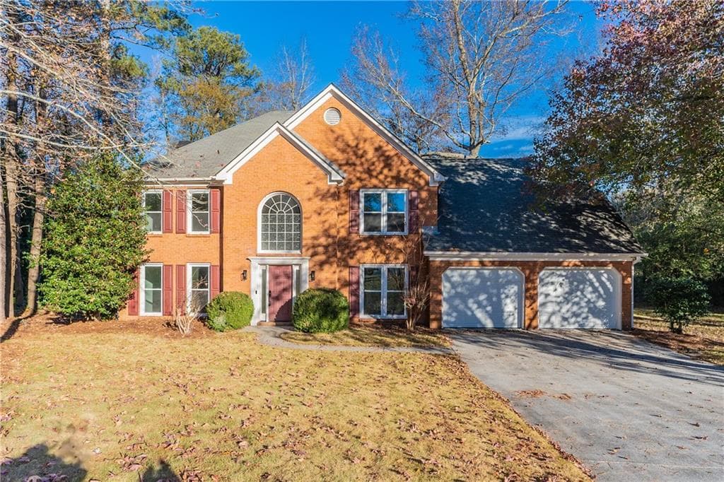 4 bedroom, 3 bathroom, 2,572 sq ft single family residence sold at 1237 Wynford Woods, Marietta, GA 30064