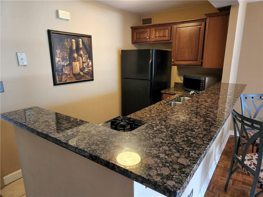 2 bedroom, 1 bathroom, 992 sq ft condominium for rent at 620 Peachtree Street 1011, Atlanta, GA 30308 for $1,795 a month
