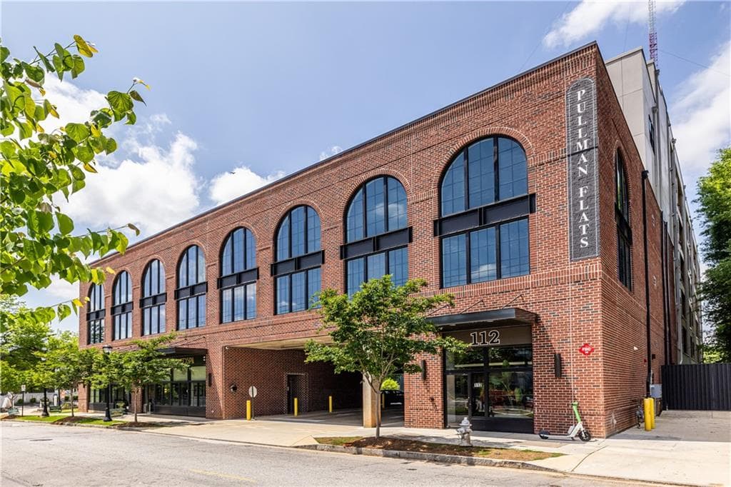 1 bedroom, 1 bathroom, 980 sq ft condominium sold at 112 Rogers Street 208, Atlanta, GA 30317