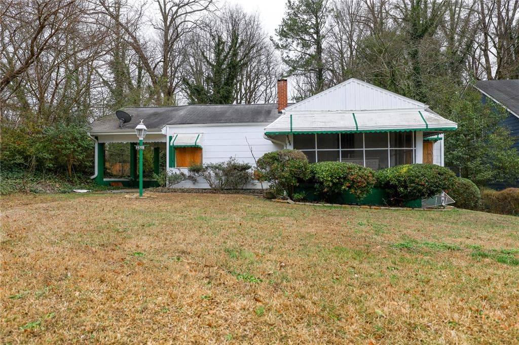 2 bedroom, 1 bathroom, 1,076 sq ft single family residence sold at 1650 North Avenue, Atlanta, GA 30318