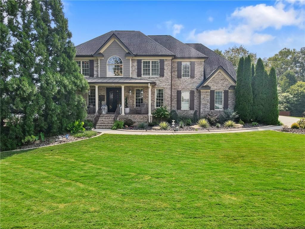 4 bedroom, 5 bathroom, 5,352 sq ft single family residence sold at 108 AUTUMN GLEN Drive, Woodstock, GA 30188