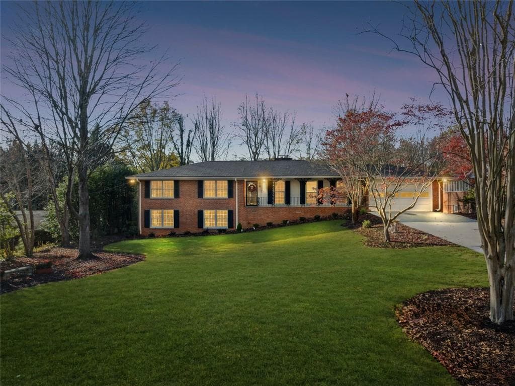 2667 FONTAINEBLEAU Drive, Dunwoody, GA 30360 — most recent listing photo