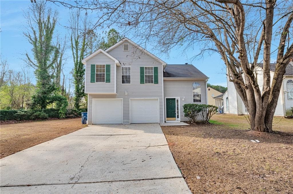 8239 Valley Bluff, Riverdale, GA 30274 — most recent listing photo