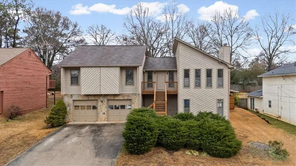 3 bedroom, 3 bathroom, 2,302 sq ft single family residence sold at 321 Roses Creek Drive, Lawrenceville, GA 30044