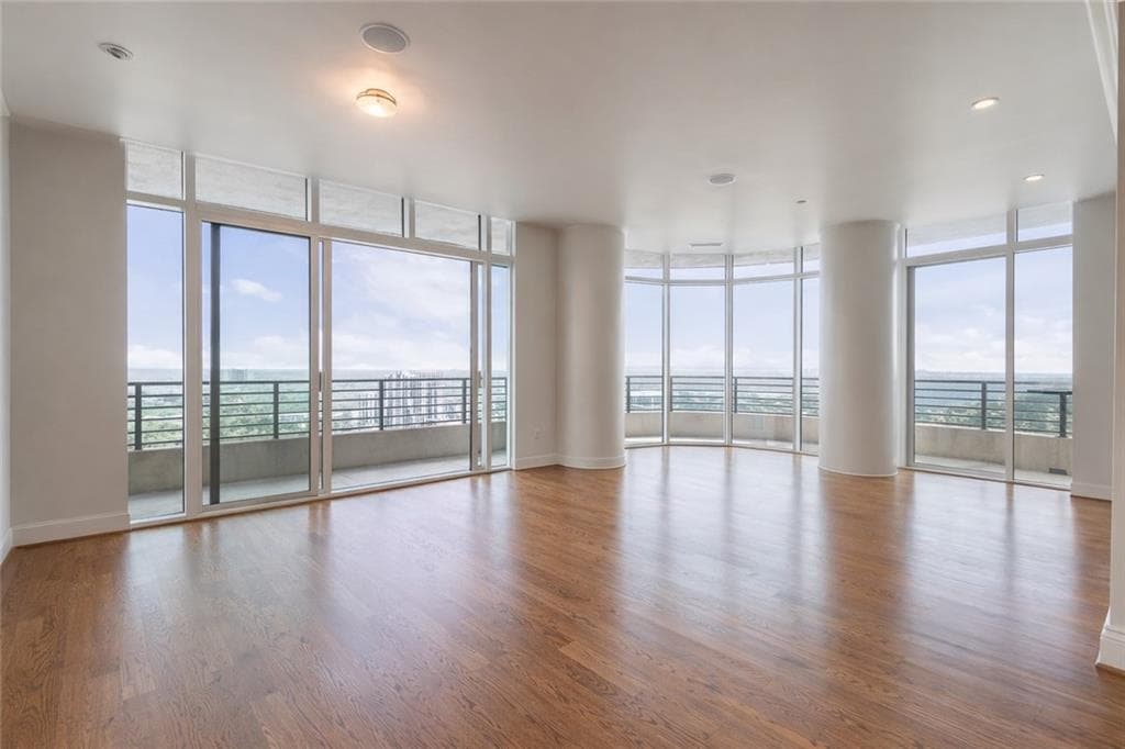 750 Park Avenue 29S, Atlanta, GA 30326 — most recent listing photo