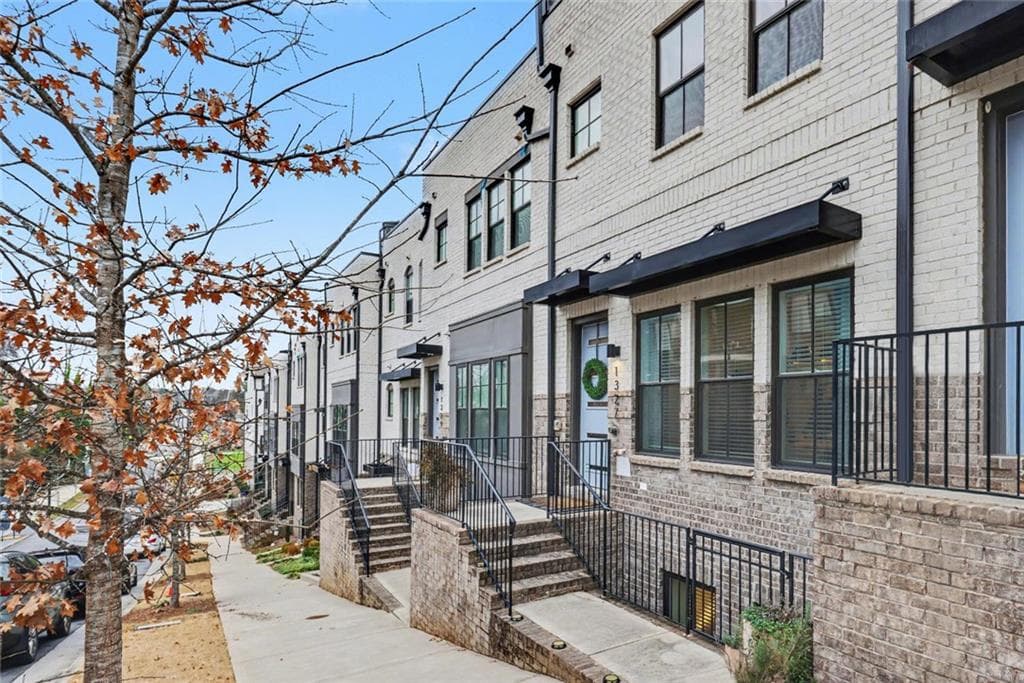 1327 Fairmont Avenue, Atlanta, GA 30318 — most recent listing photo