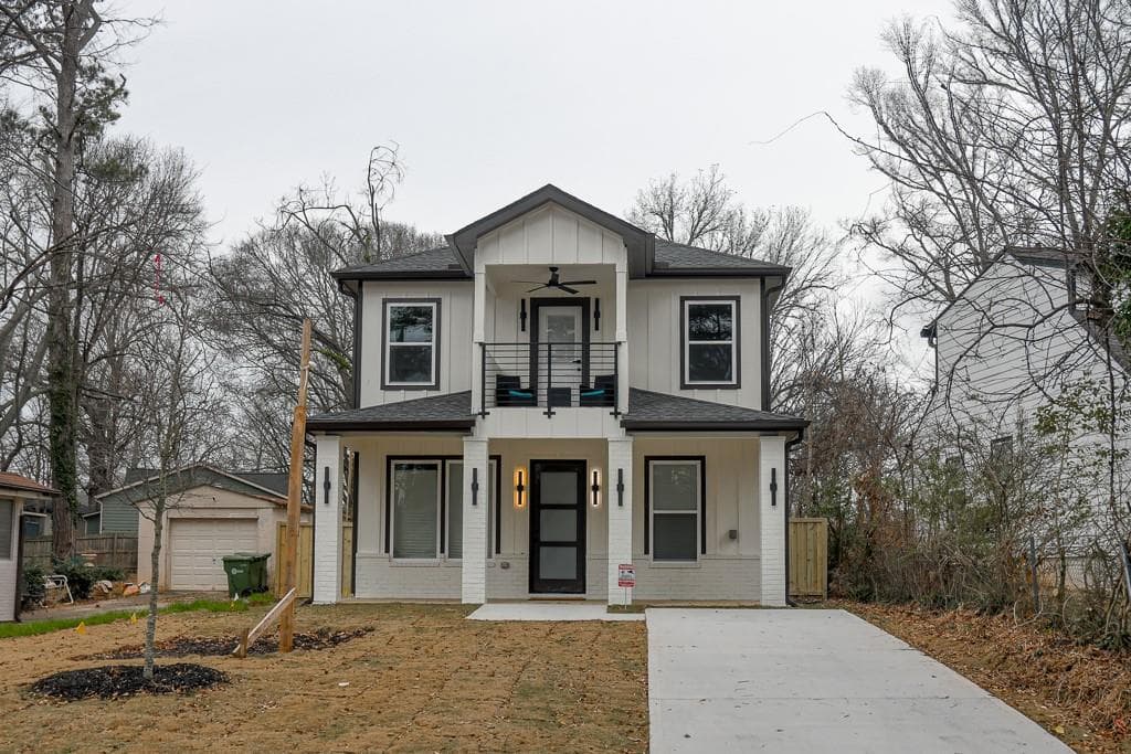 4 bedroom, 3 bathroom, 2,325 sq ft single family residence sold at 1529 Montreat Place, Atlanta, GA 30311