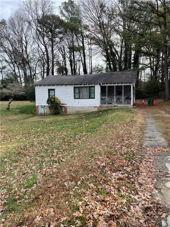2 bedroom, 1 bathroom, 912 sq ft single family residence under contract at 4079 Carver Drive, Atlanta, GA 30360