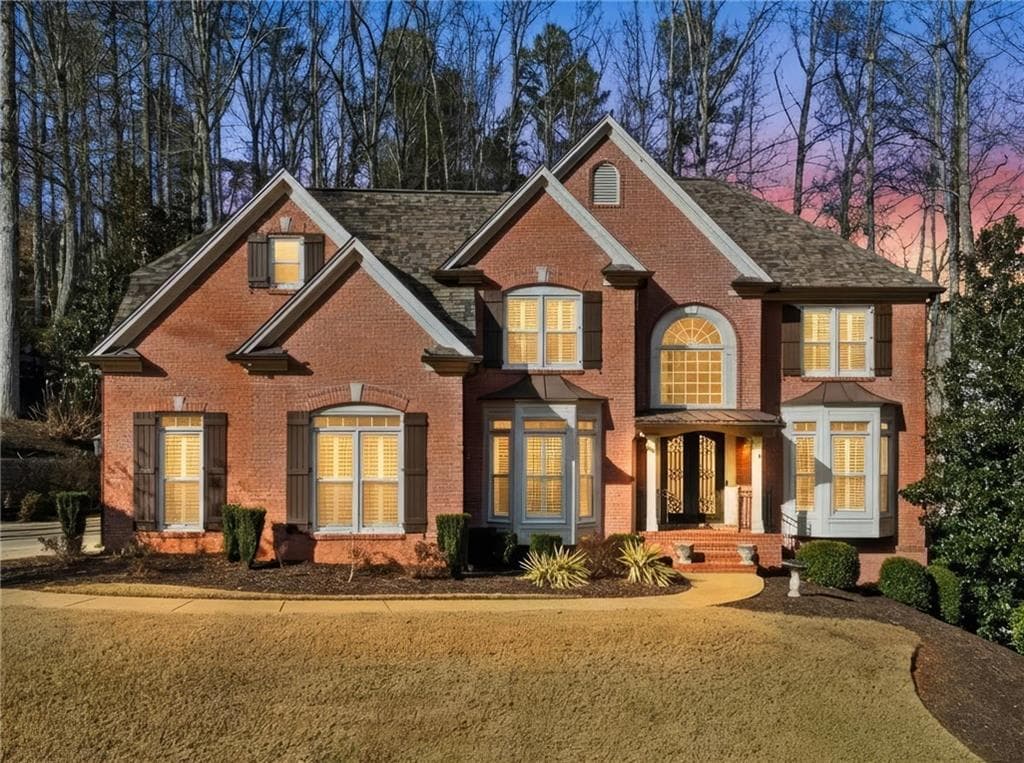 5 bedroom, 4 bathroom, 4,463 sq ft single family residence sold at 104 Fairway Overlook, Woodstock, GA 30188