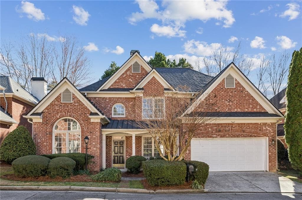 1055 Brookhaven Walk, Atlanta, GA 30319 — most recent listing photo