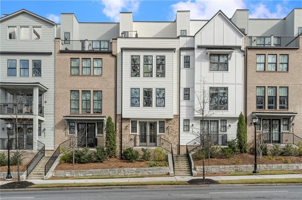 3 bedroom, 4 bathroom, 1,688 sq ft townhouse sold at 1842 Gotham Lane, Atlanta, GA 30324