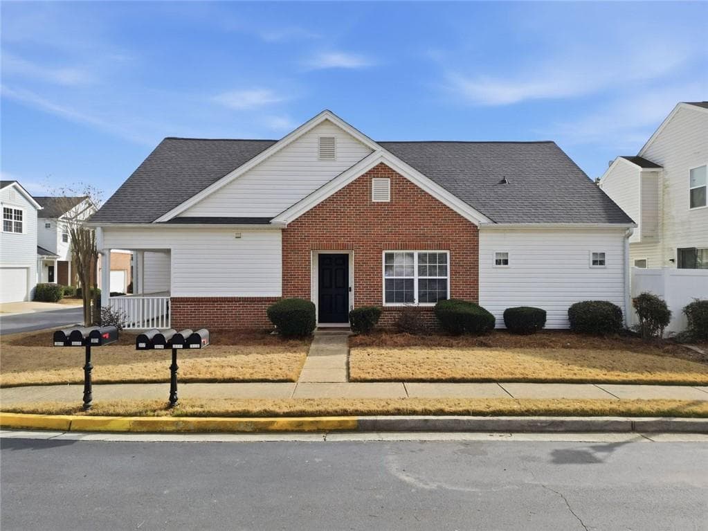 3 bedroom, 3 bathroom, 1,434 sq ft single family residence sold at 313 Hiawassee Drive, Woodstock, GA 30188