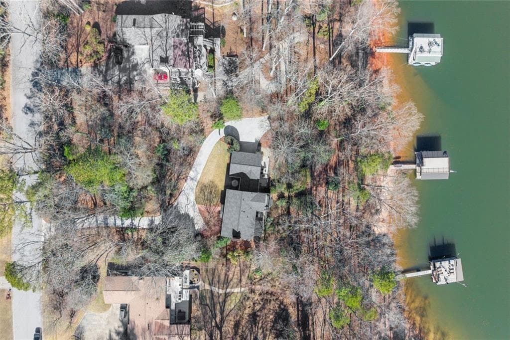 5 bedroom, 4 bathroom, 4,579 sq ft single family residence sold at 1330 Lake Shore Circle, Gainesville, GA 30501