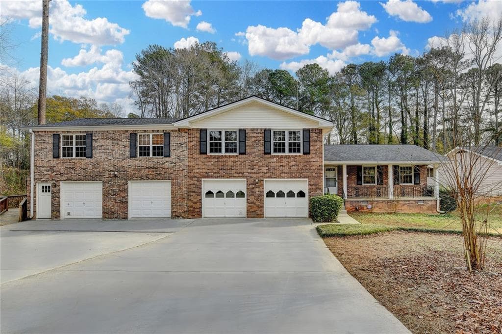 4211 Hideaway Drive, Tucker, GA 30084 — most recent listing photo