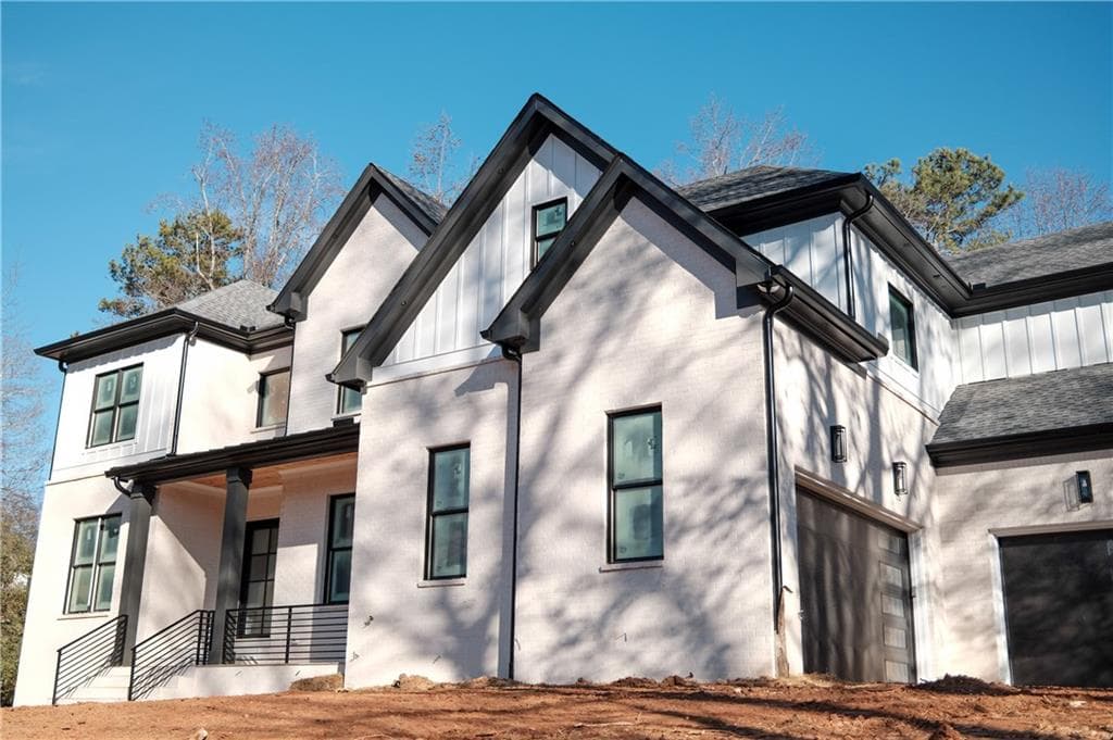6 bedroom, 6 bathroom, 6,400 sq ft single family residence sold at 1172 Robert Lane, Marietta, GA 30062