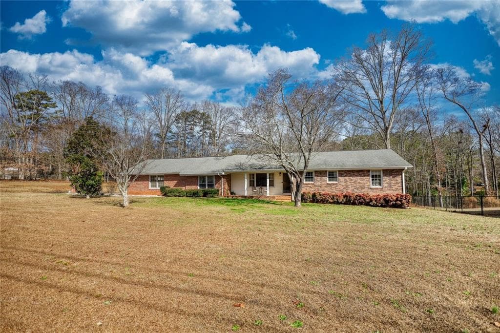 1812 Oak Spring Street, Statham, GA 30666 — most recent listing photo