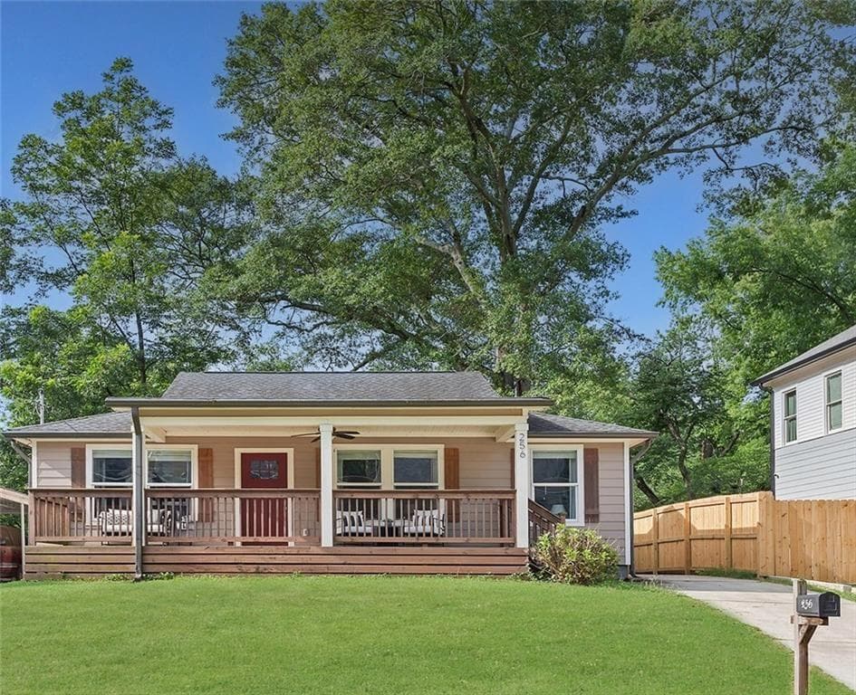 3 bedroom, 2 bathroom, 1,554 sq ft single family residence sold at 256 Birch Street, Atlanta, GA 30354
