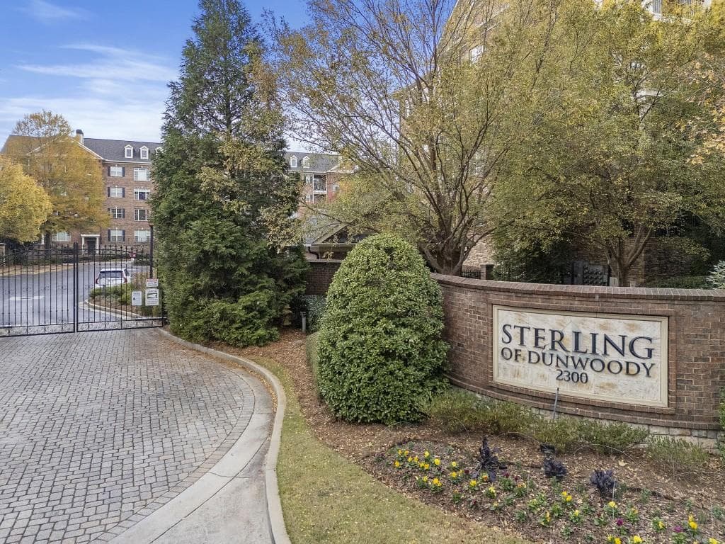 2300 Peachford Road 4403, Dunwoody, GA 30338 — most recent listing photo