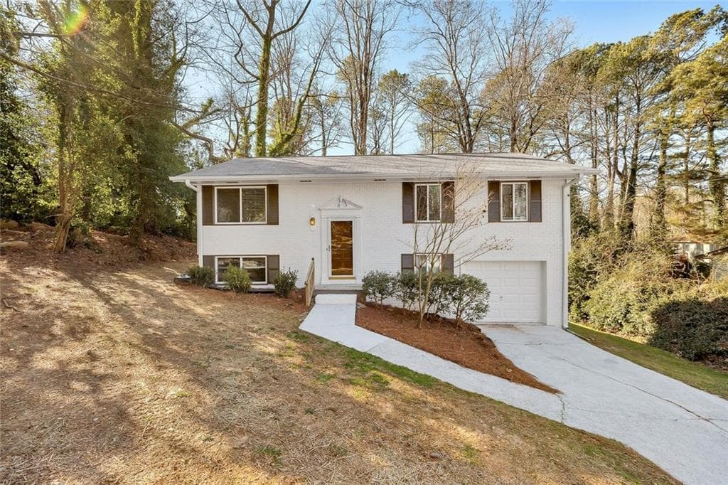 2564 Timberly Drive, Marietta, GA 30060 — most recent listing photo