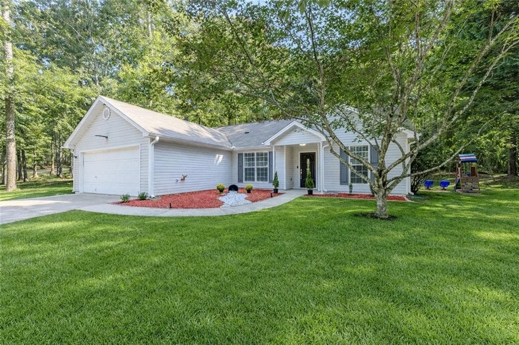 4 bedroom, 2 bathroom, 1,504 sq ft single family residence sold at 2622 Sam Calvin Drive, Dacula, GA 30019