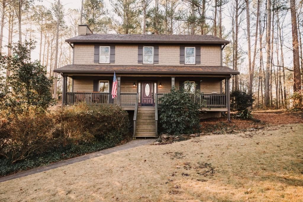 3 bedroom, 3 bathroom, 2,256 sq ft single family residence sold at 600 Hickory Creek Lane, Woodstock, GA 30188