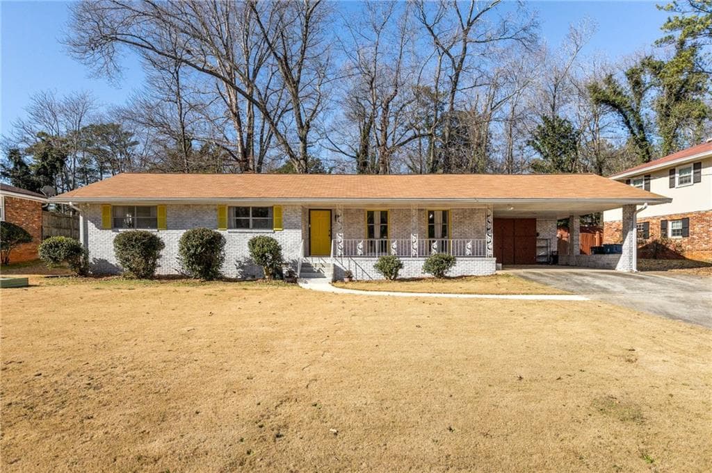 3 bedroom, 2 bathroom, 1,520 sq ft single family residence sold at 2985 Meadow Lark Drive, Atlanta, GA 30344