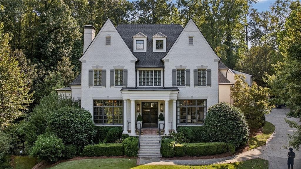 6 bedroom, 9 bathroom, 10,200 sq ft single family residence sold at 120 Burdette Trail, Atlanta, GA 30327