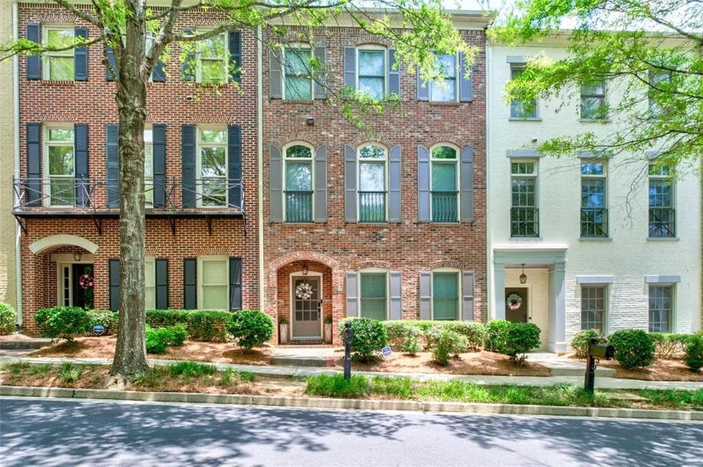 109 W Ridge Way, Roswell, GA 30076 — most recent listing photo
