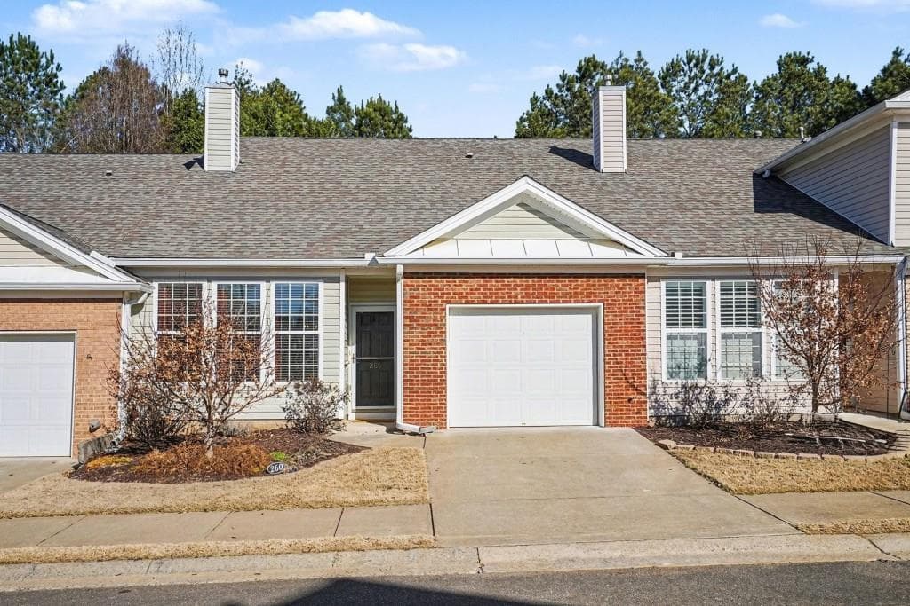 2 bedroom, 2 bathroom, 1,278 sq ft condominium sold at 260 Riverstone Place, Canton, GA 30114