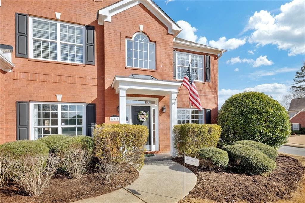 5 bedroom, 3 bathroom, 3,052 sq ft single family residence sold at 605 Garnet Court, Canton, GA 30114
