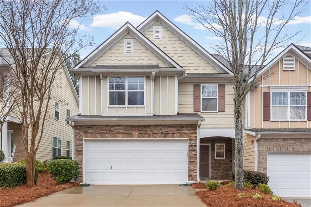 3 bedroom, 3 bathroom, 1,737 sq ft townhouse sold at 419 Mountain View Lane, Woodstock, GA 30188