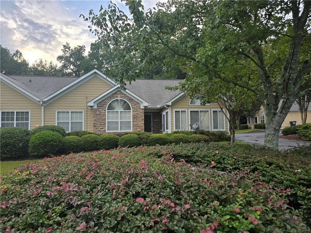 2191 Rockbridge Road 901, Stone Mountain, GA 30087 — most recent listing photo