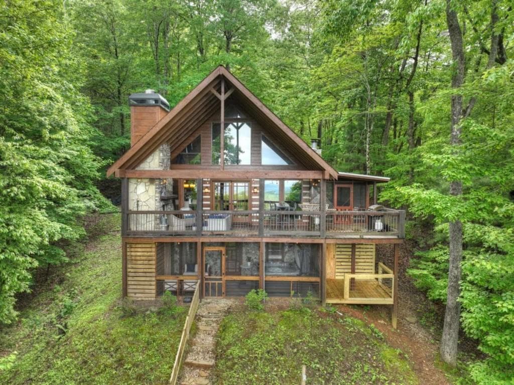 181 Ridge Circle, Blue Ridge, GA 30513 — most recent listing photo