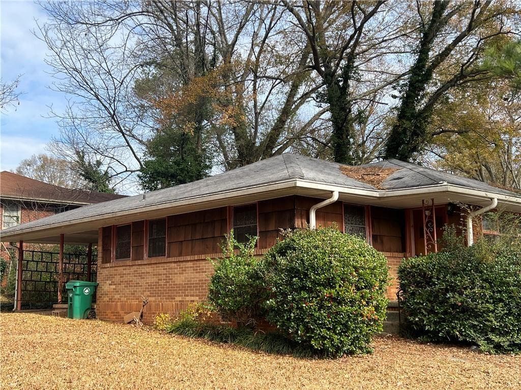 3 bedroom, 1 bathroom, 1,085 sq ft single family residence sold at 2090 Cherry Lane, Decatur, GA 30032