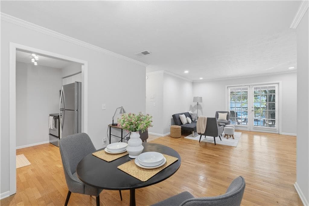 1 bedroom, 1 bathroom, 775 sq ft condominium sold at 1150 Collier Road 6H, Atlanta, GA 30318